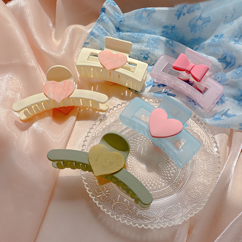 Jepit Rambut Bentuk Hati Dan Bunga Bahan Resin Warna Permen Untuk Wanita
