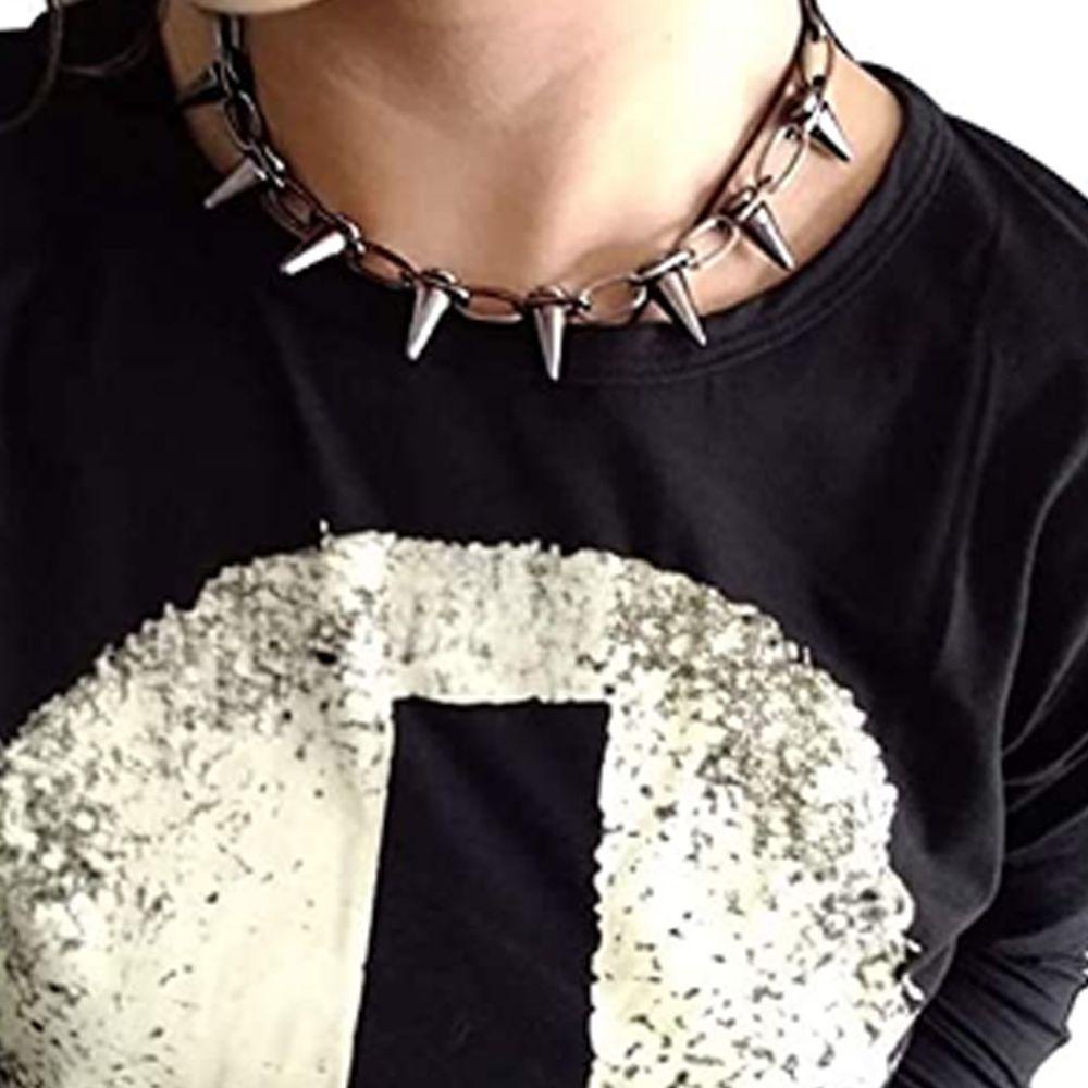 Kalung Choker Rivet Gaya Hip Hop Harajuku Untuk Pria / Wanita