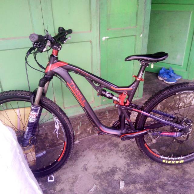 Sepeda THRILL RICOCHET 1.0