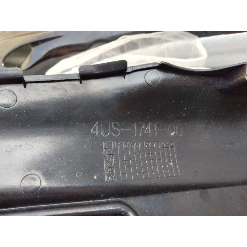 cover body f1zr hitam/body belakang F1ZR/body belakang f1zr/body belakang f1zr hitam/bodi f1zr belak