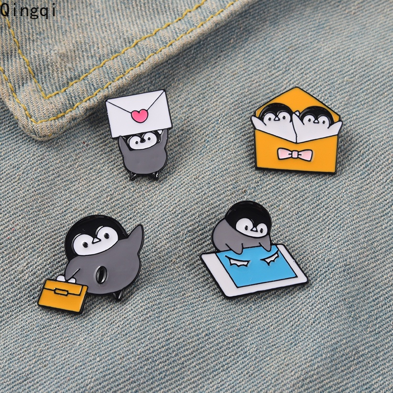 Bros Pin Enamel Desain Kartun Hewan Penguin Amplop Untuk Anak