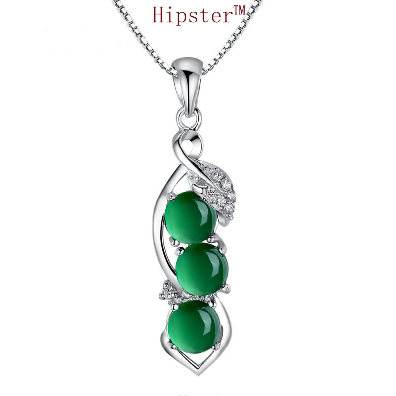 Traditional Ethnic Style Characteristic Natural Green Agate Pendant Diamond-Studded Necklace