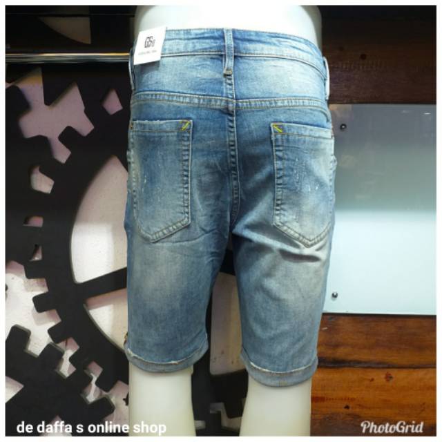 Celana Pendek Jeans Import Pria Stretch Model Sobek Tambal Fashion