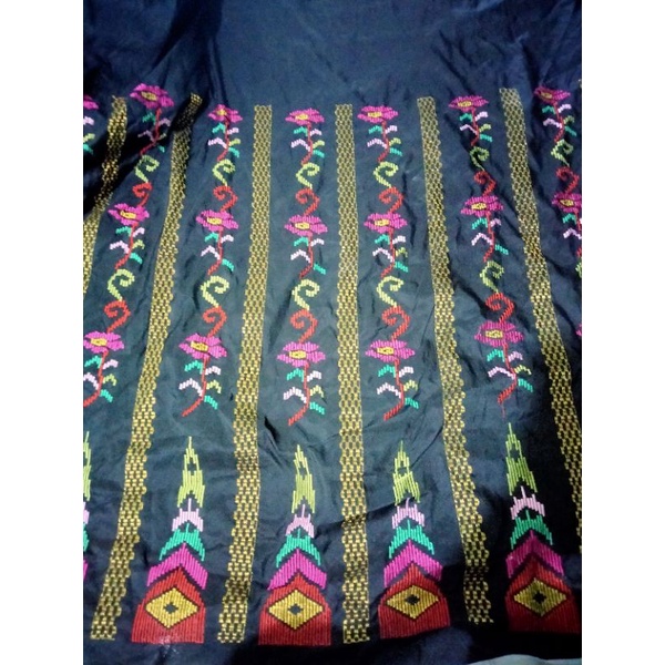 kain meteran motif pucuk lagosi