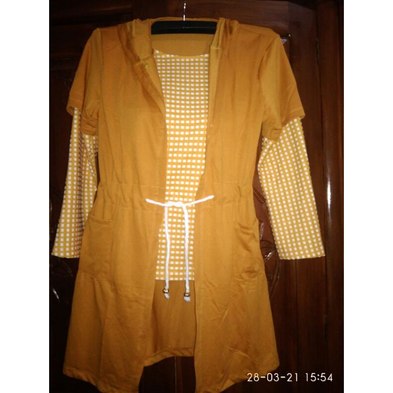 Tunik Cardy dari Mizzle