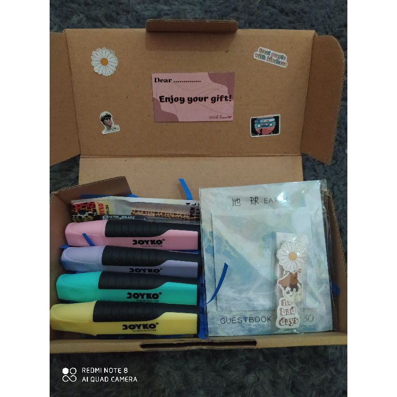 

Stationary Giftbox / Birthday Giftbox