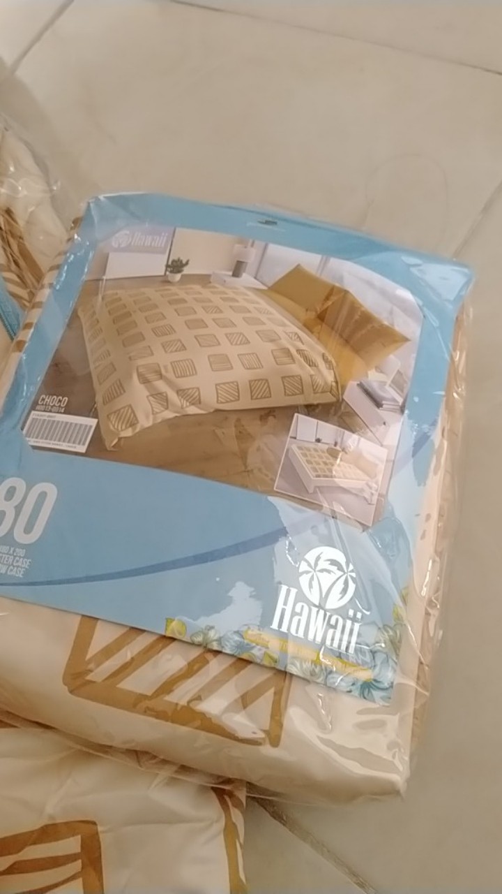 Bedcover Hawaii Semua Motif By Request. Lengkap Dengan Sprei.