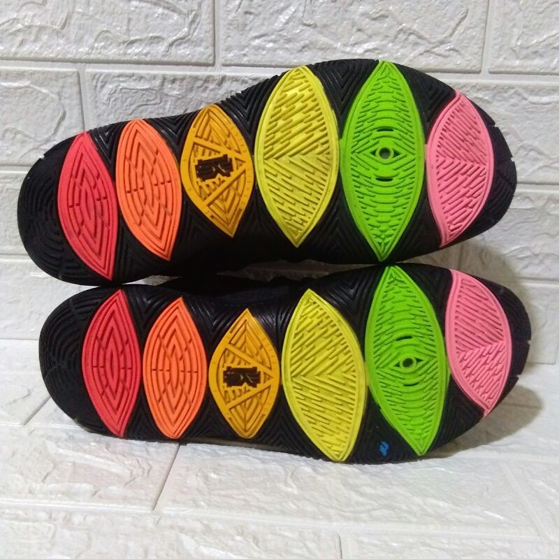 Jual Nike Kyrie 5 Black Rainbow Soles 
