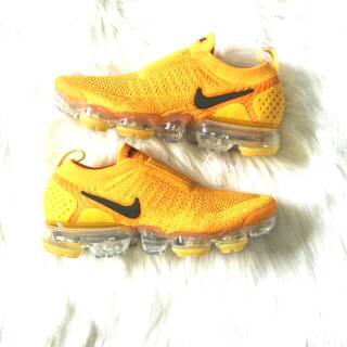 flyknit moc 2 yellow