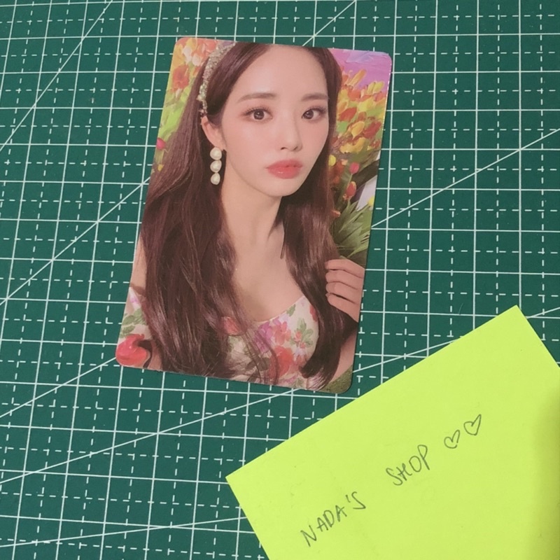 Official fromis_9 Jiwon 9 Travellers Ver Photocard