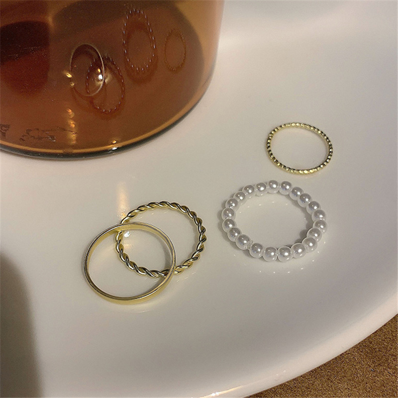 4pcs / Set Cincin Manik-Manik Warna Silver Gaya Korea Untuk Wanita