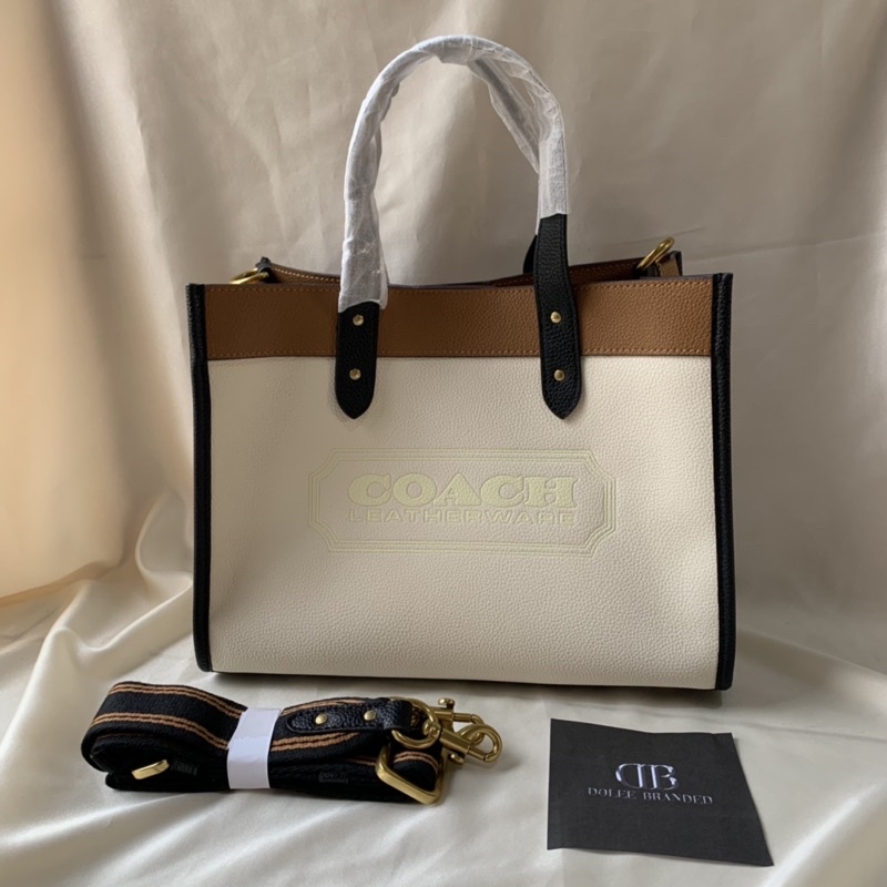COACH FIELD TOTE 30 IN  BADGE COLORBLOCK IN SIGNATURE (0777)