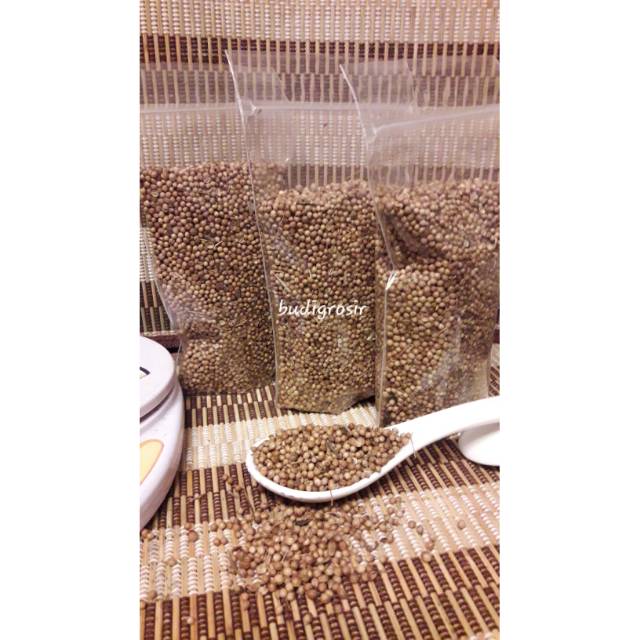 

Biji Ketumbar - Coriander Seed - rempah bumbu dapur