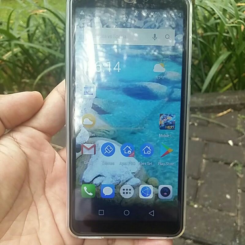 hp RAM 4 GB,128 GB memori