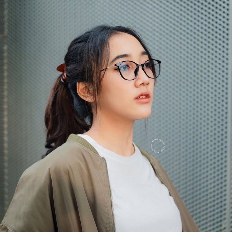 Kana frame bestseller kacamata kecil wajah oval minus Photocromic