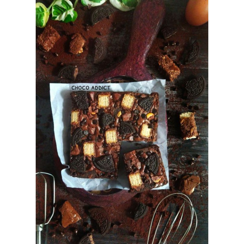 

Fudgy Brownies toping Choco Addict