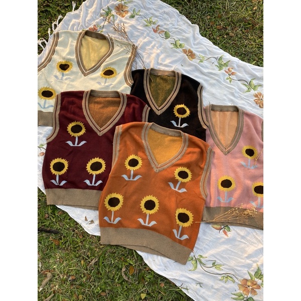HAE Knit Vest | Sunflower Knit Vest | Vest Rajut Wanita