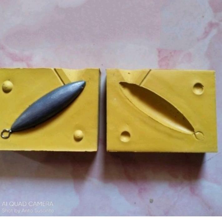 Muraaaahh.. Moulding Cetakan Timah Jantung Mancing Dasaran 100gram