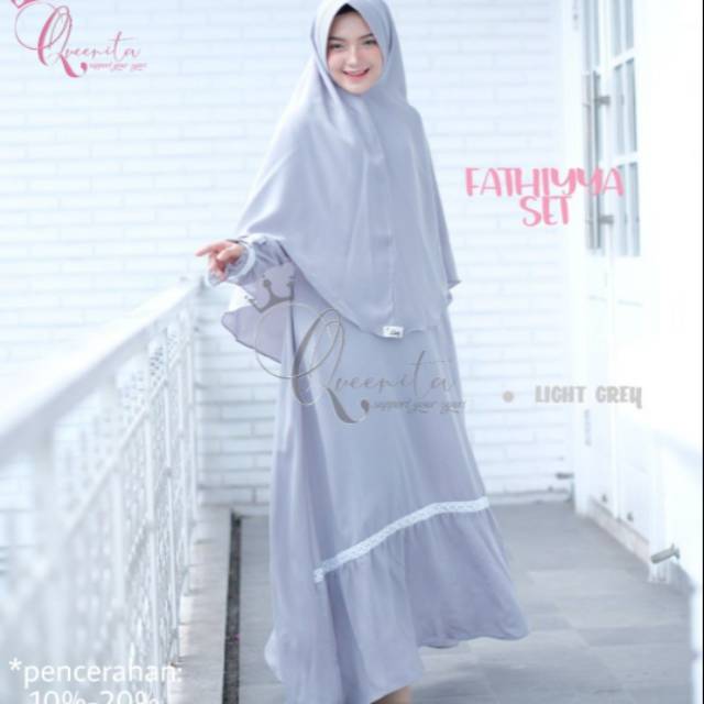 Gamis Syar'i Fathiyya Set Light Grey / Gamis Syar'i Queenita