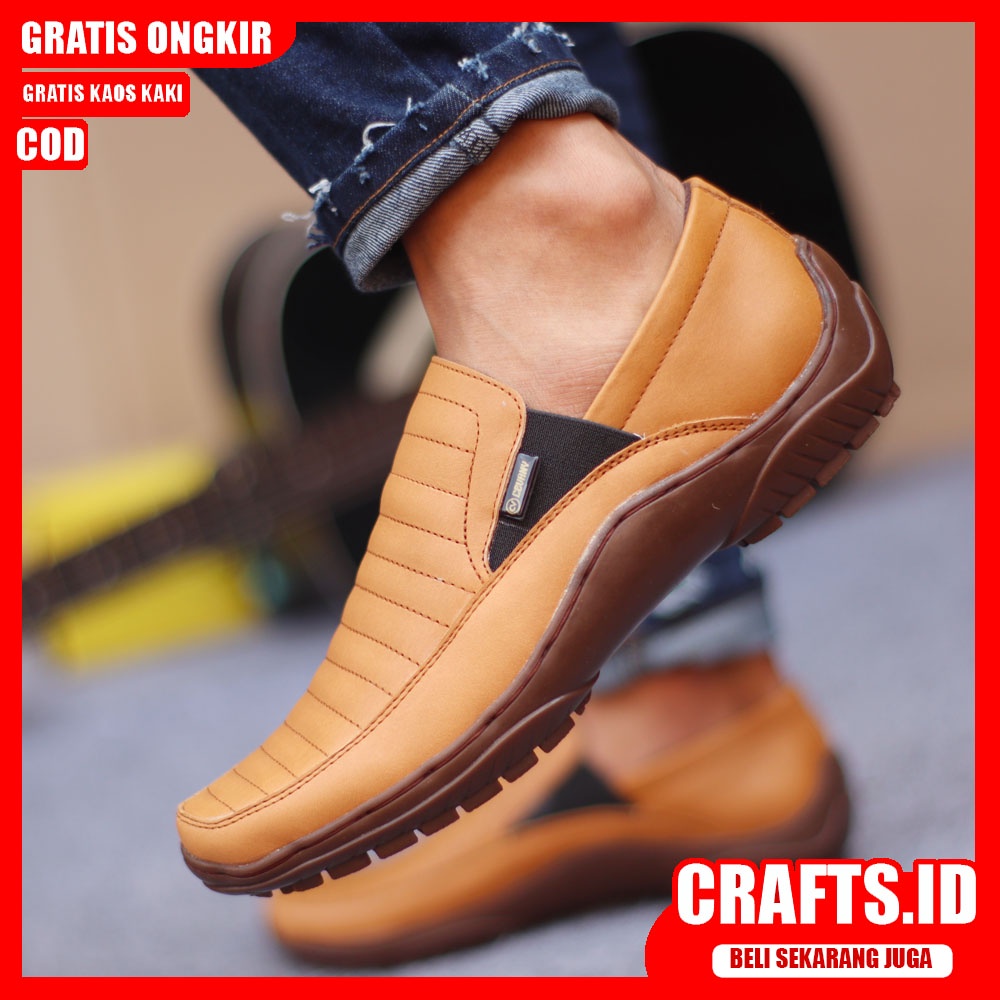 CRAFTS X CORZA  Sepatu Slip On Pria Sepatu Pria Casual Kulit Asli Sepatu Kasual Pria Pantofel Kerja Kuliah Semi formal Original Kekinian