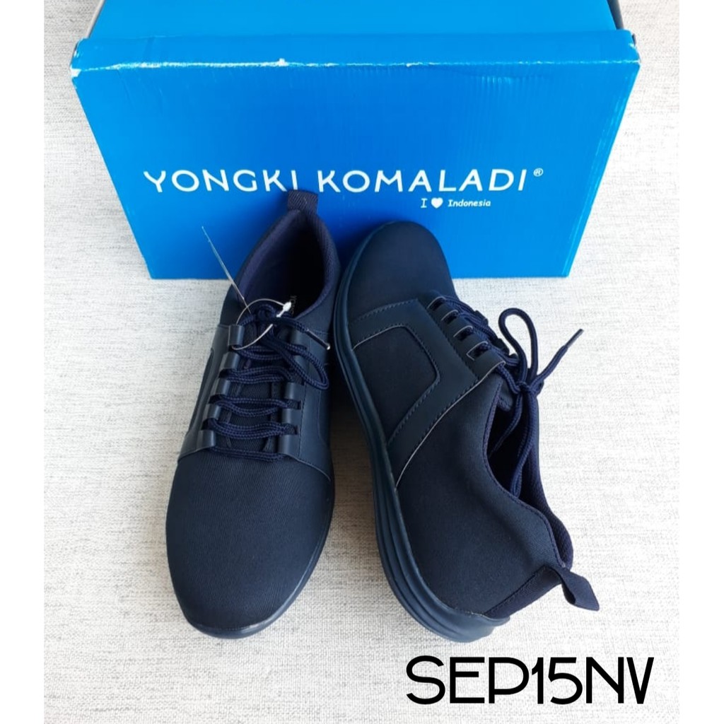 Sepatu Sneaker Pria Tali SEP15 Brand MATAHARI Yongki Komaladi