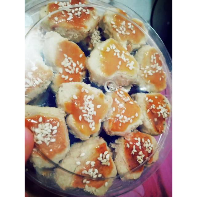 

Kue Kacang