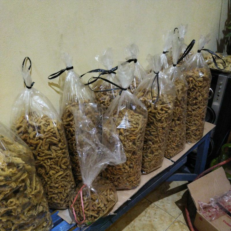 

Piscoklegit_ Kripik Usus Ayam Gurih Renyah