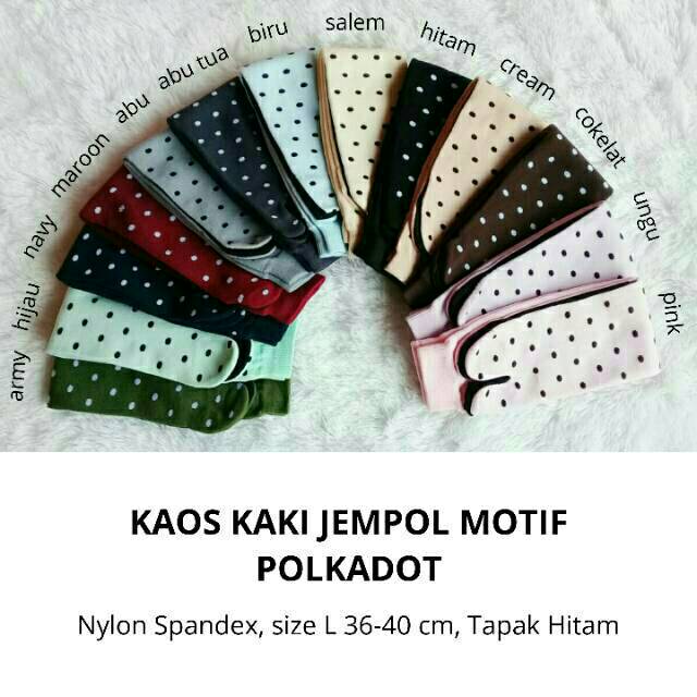 Kaos Kaki Jempol Wanita Muslimah Motif Polkadot (Tapak Hitam, Panjang, Murah, Nylon Spandex Size L)