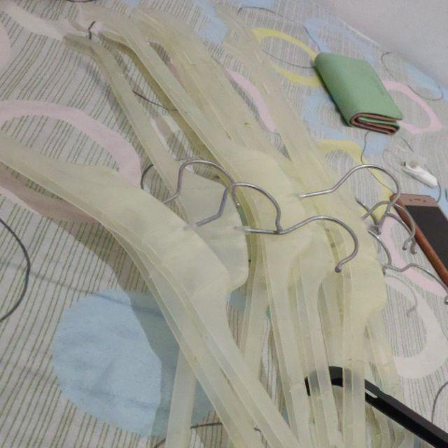 Gantungan Atau Hanger Laundry Plastik Putih