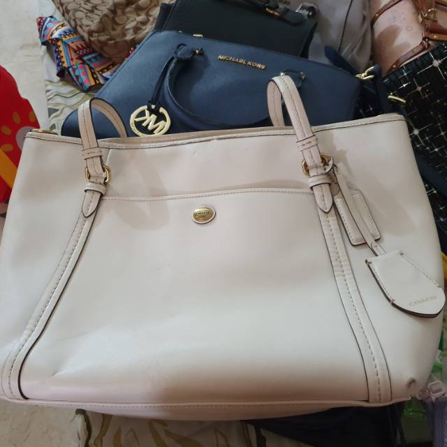 Preloved white bag