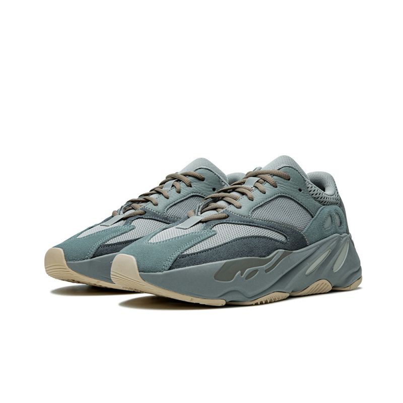 YEEZY 700 Teal Blue Sepatu Sneakers