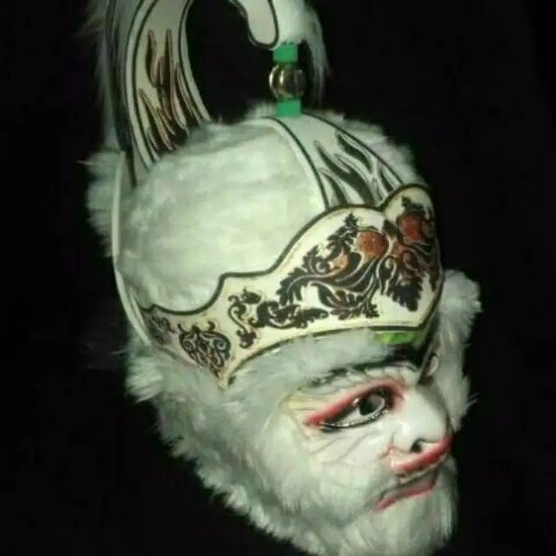 TOPENG HANOMAN PUTIH