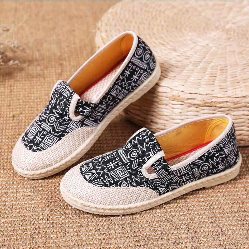 Sepatu Fashion Wanita Flatshoes Motif - 1609