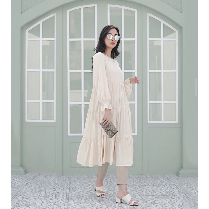 Benang Jarum x Buttonscarves Rara Dress Beige Preloved