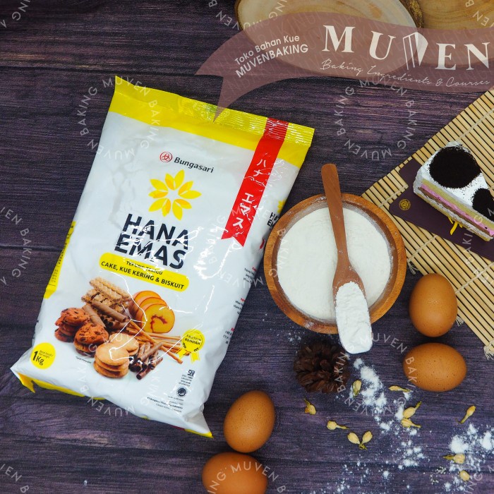 

b011tee Tepung Terigu Bungasari Hana Emas 1 Kg Premium / Protein Rendah Da01D100