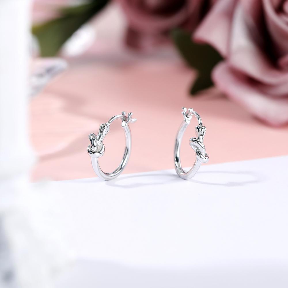 2 Pcs Anting Tindik Bentuk Lingkaran Kecil Bahan 925 Silver Aksen Kristal