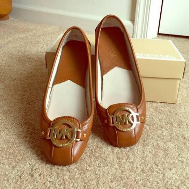 Michael Kors Fulton Flat Shoes flats sepatu original authentic asli coklat chocolate full