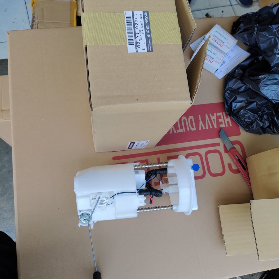 fuel pump Assy pompa bensin Nissan Juke original