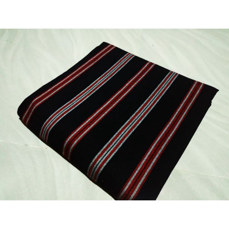 TENUN LURIK JEPARA TENUN TORAJA