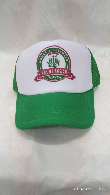 Topi reuni akbar