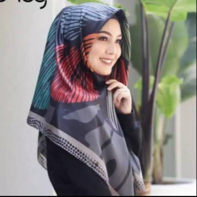 Kerudung deenay preloved