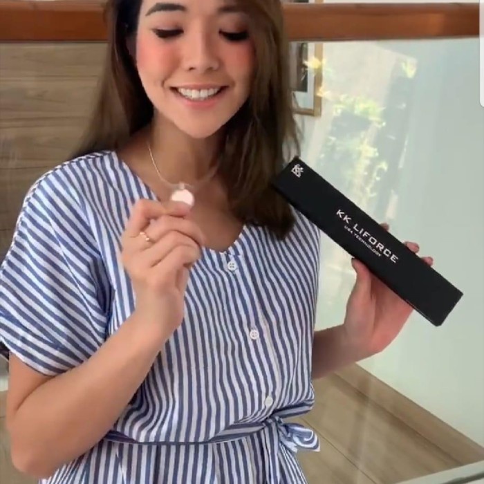 KK Liforce Royal Blue Saphire kalung kesehatan