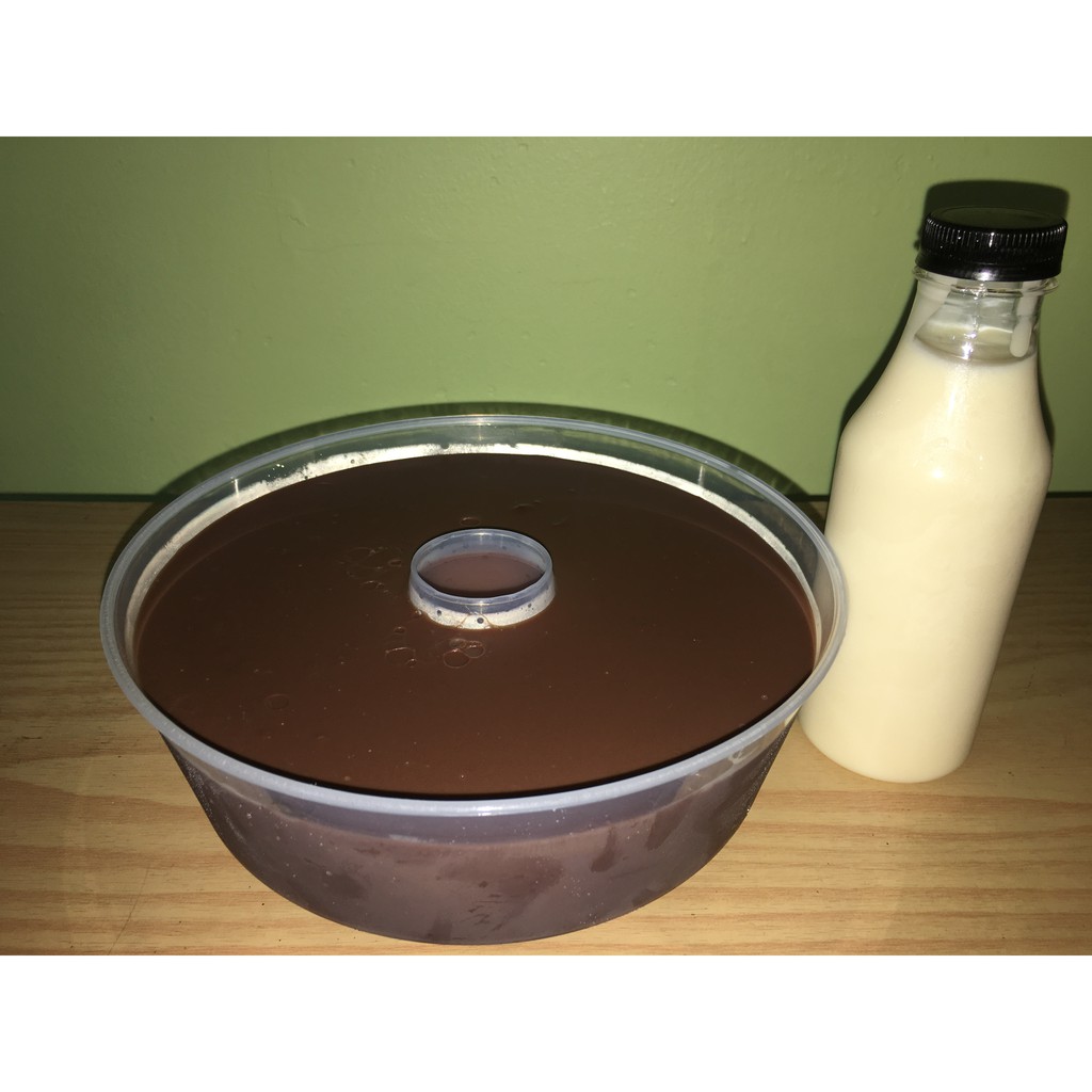 

Puding Coklat Vla Putih Vanila (Loyang diameter 18 cm)