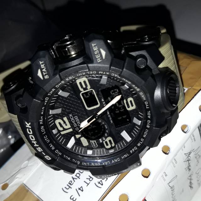 Jam tangan pria digital G shock