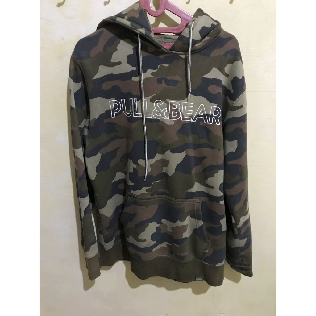 Preloved Hoodie Army Pull And Bear Original