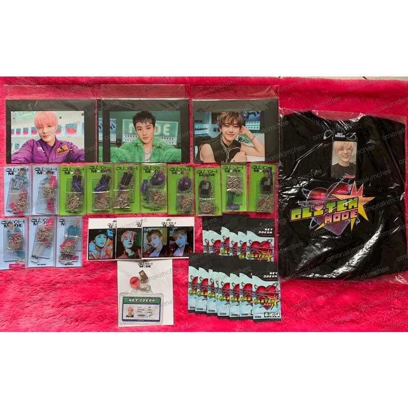 READY STOCK NCT DREAM GLITCH MODE POP UP STORE MD