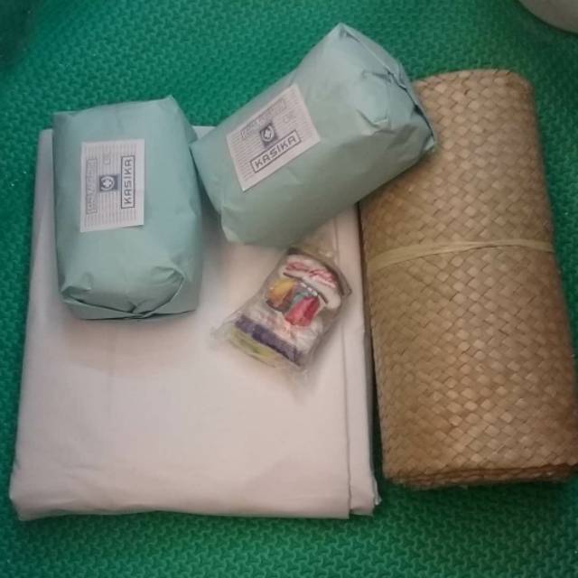 1 set perlengkapan kematian / kain kafan lebar