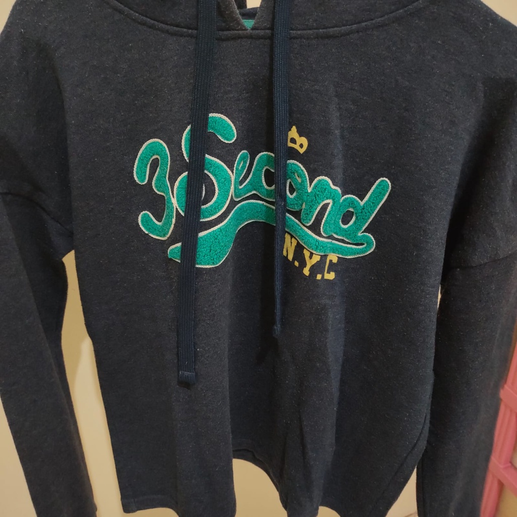 Hoodie by 3second PRELOVED