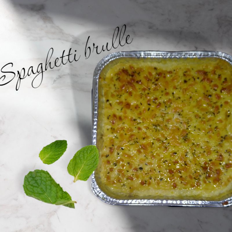 

Spaghetii Brulee ukuran 20x20 Spaghetti panggang bolognese