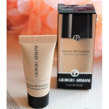 Jual Giorgio Armani Luminous Silk Foundation **Travel Size( 5ml) No  Box | Shopee Indonesia